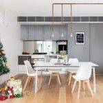 Yaheetech Dining Chairs DSW Chair Tulip Chair Shell PU Side Chair with Beech Wood Legs Modern Mid Century Eiffel Inspired Chair Upholstered Dining Room Living Room Bedroom Kitchen Chairs White,4Pcs