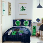 Jay Franco Minecraft Bad Night Full/Queen Quilt & Sham Set – Super Soft Kids Bedding Features Creeper & Enderman – Fade Resistant Microfiber (Official Minecraft Product)