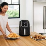 Ninja Max XL Air Fryer that Cooks, Crisps, Roasts, Broils, Bakes, Reheats and Dehydrates, with 5.5 Quart Capacity, and a High Gloss Finish