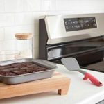 Frigidaire 11FFLZPN01 ReadyBakeware Bakeware, 13 x 9 x 2 inch, Silver