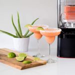 Blendtec Total Classic Original Blender – Fourside Jar (75 oz), Professional-Grade Power-6 Pre-Programmed Cycles-10-Speeds, Black