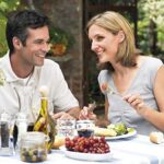 Dining Kitchen Table Dining Set Wood 3 Piece Upholstered Grid Dining Room Table and Chairs for 2