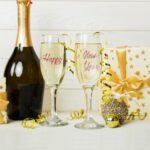 GAINWELL Metallic Wine Glass Markers – Pack of 8 Food-Safe Non-Toxic Wine Glass Marker Pens – Can also be Used on Ceramic Plates and other Glass and Dinnerware