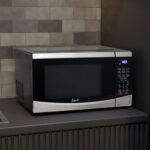 Avanti MT09V3S Microwave Oven 900-Watts Compact with 10 Power Levels and 6 Pre Cooking Settings, Speed Defrost, Electronic Control Panel and Glass Turntable, 0.9-Cu.Ft, Stainless Steel