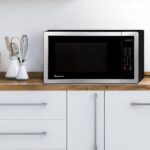 0.9 cu. ft. Countertop Microwave 900-Watt Digital Touch